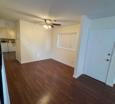 4th image of 9613 Kumquat Dr