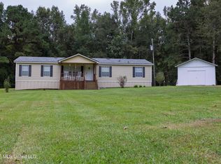 38 J W Lee Rd, Tylertown, MS 39667