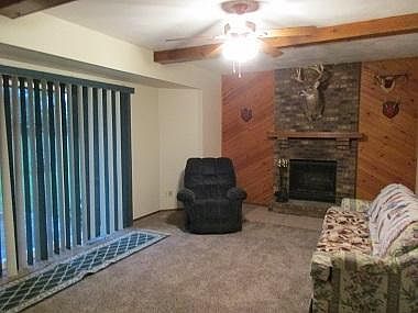 4th image of 532 Sweetbriar Ln