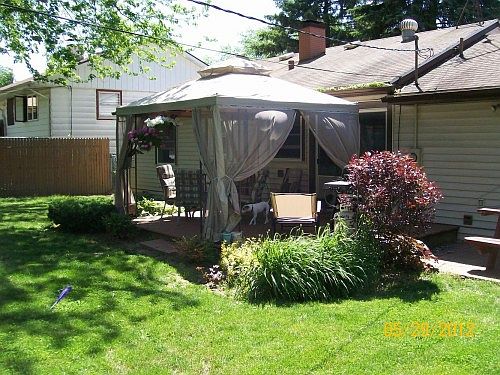 4th image of 245 Maplewood Dr
