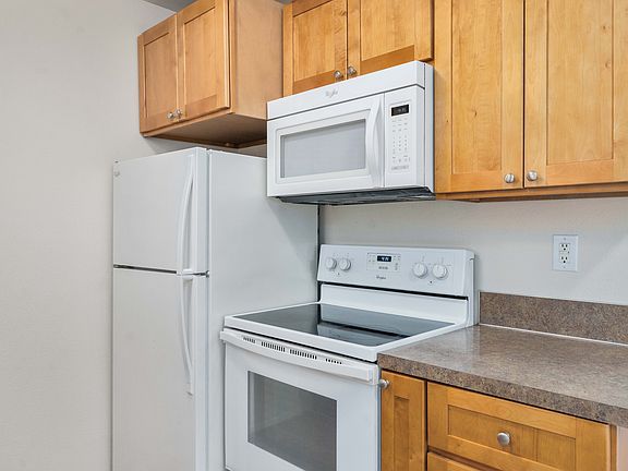 Kitchen Stove