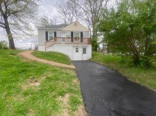 5209 College Ave, Saint Louis, MO