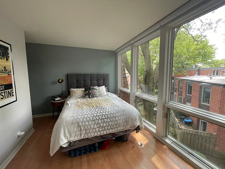 2155 N Lincoln Ave #2 — Photo 3