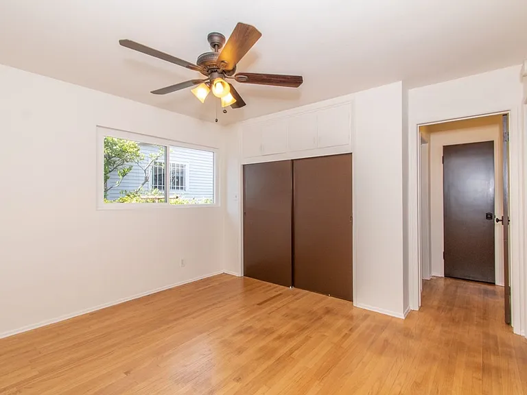 4209 Monroe Ave — Photo 9