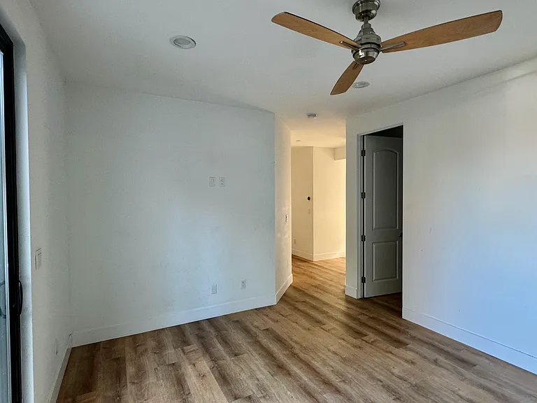 2214 Elden Ave #B — Photo 21