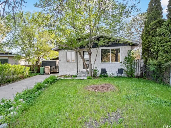 18 Hyland CRESCENT, Regina, SK S4R 7P3