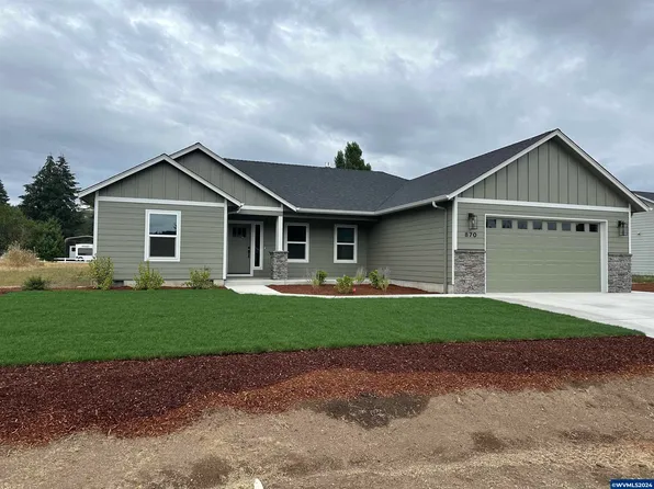 870 6th St, Lyons, OR 97358