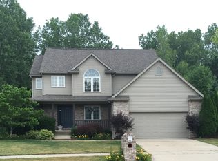 2419 Houghton Hollow Dr, Lansing, MI 48911
