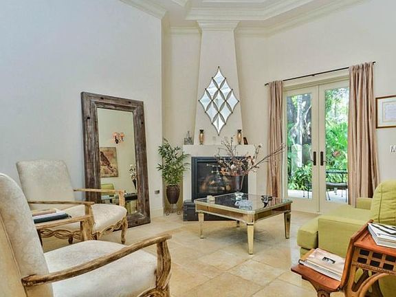5th image of 4603 W Sunset Blvd