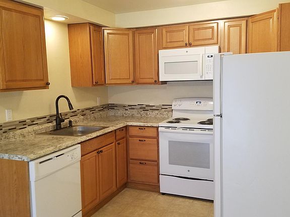 5th image of 6621 Shalom Dr SW #A