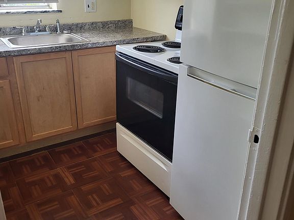 4th image of 3916 Chamberlayne Ave #12