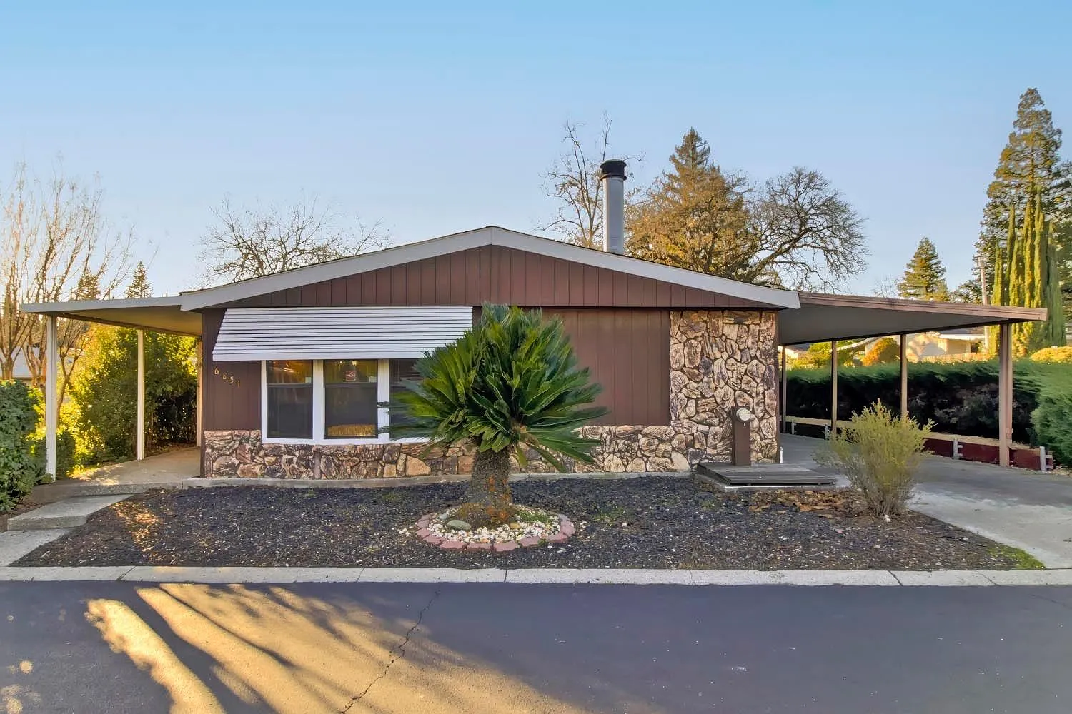 6851 Tandy Ln photo 1