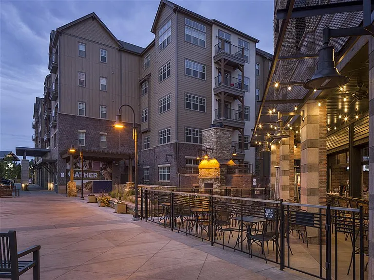 Village at Aspen Place — Photo 10
