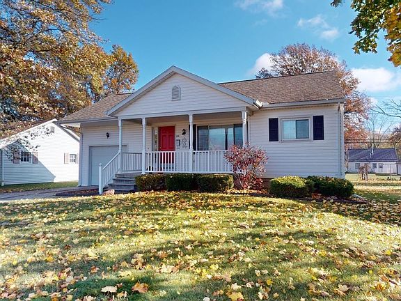 3rd image of 819 Dale Ave