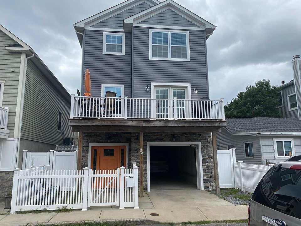 1st image of 83 New Hampshire St