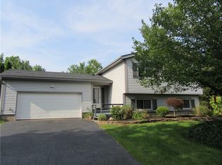 1333 Whitney Rd, Ontario, NY 14519