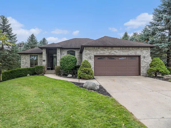 52 E Acacia Blvd, Battle Creek, MI 49015