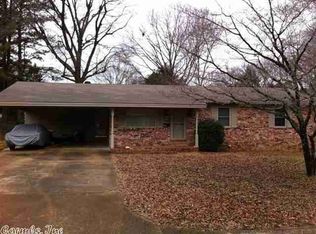 1003 N Cedar St, Searcy, AR 72143