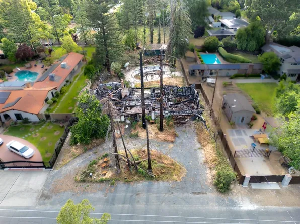 4355 N College Ave, Fresno, CA 93704