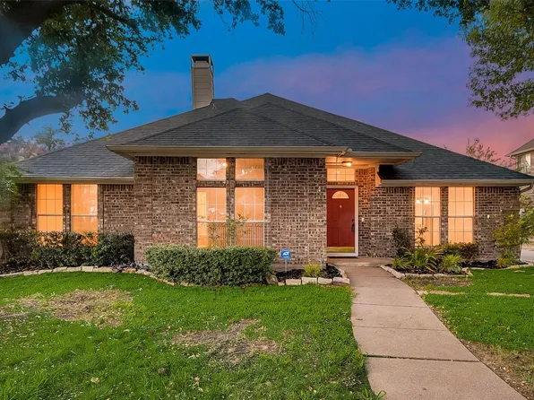 512 Springhill Dr, Hurst, TX 76054