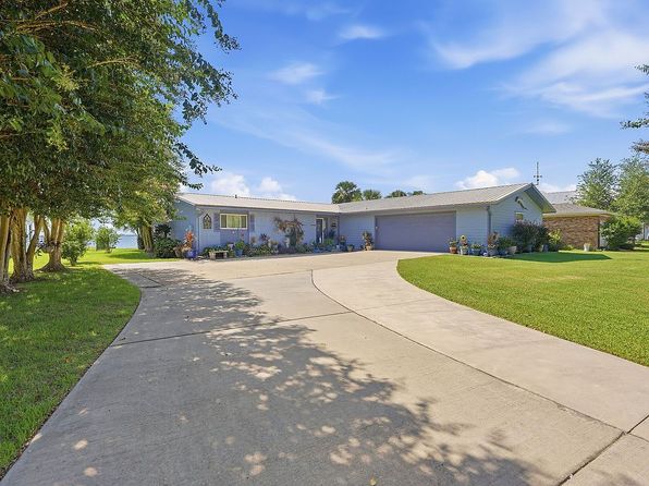 9058 Bay View Dr