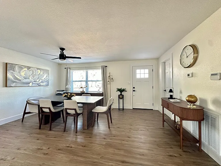 2465 Nash St — Photo 10
