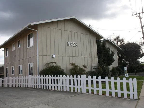 4455 Pacific St APT 12, Rocklin, CA 95677