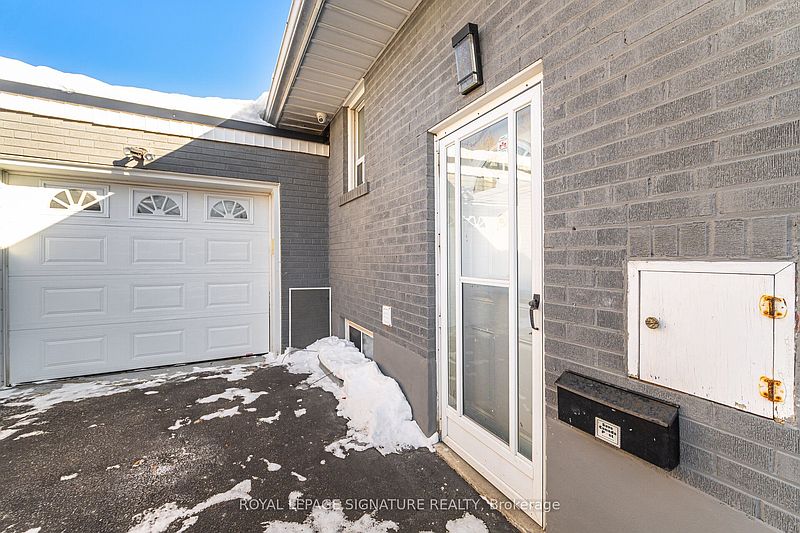 Toronto House for rent - 3 Bedrooms — photo 18