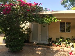 118 N Palm Dr, Beverly Hills, CA 90210