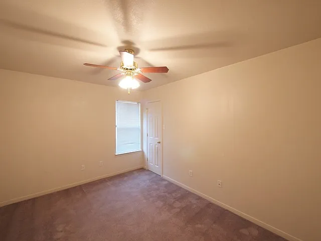 1509 Nicholas Cir — Photo 10