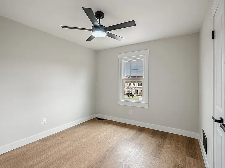 536 Summercroft Dr — Photo 26