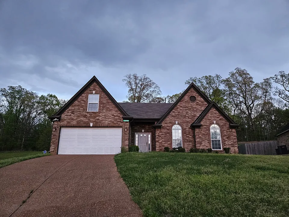 6785 Ironwood Dr