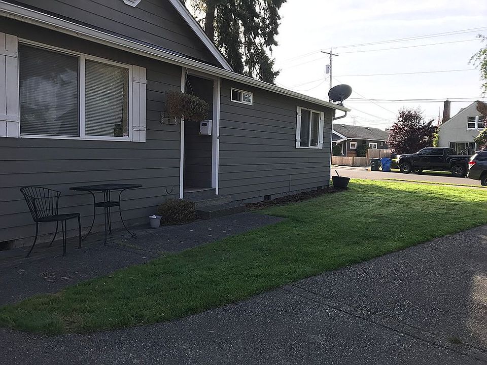 1st image of 137 4th Ave NW