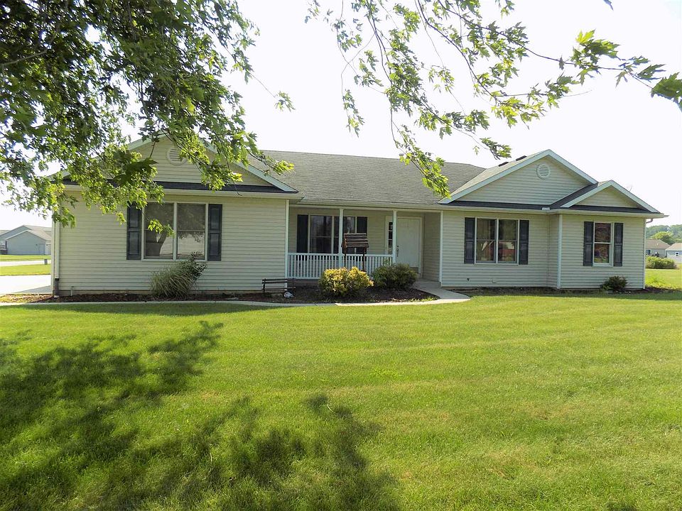 1st image of 18071 Montgomry Ln