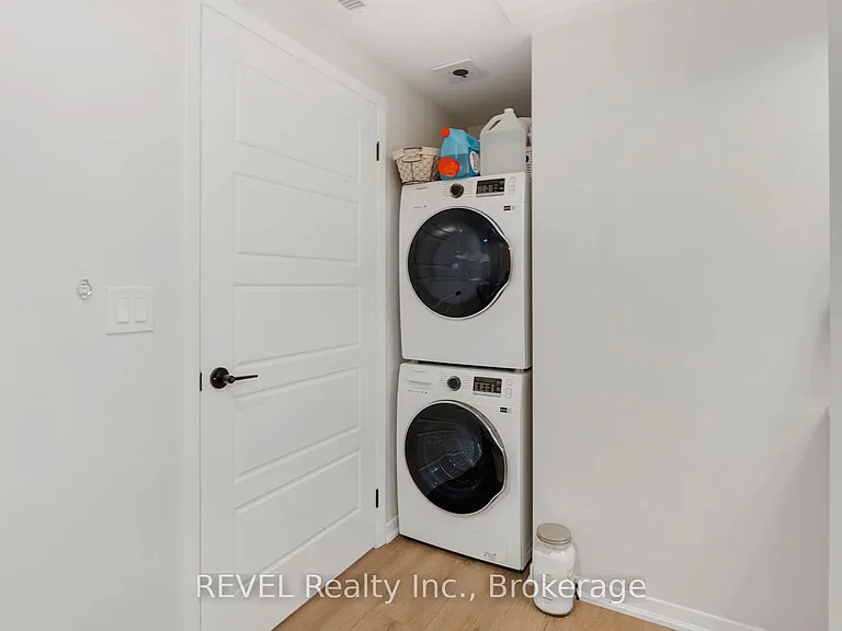 3998 Victoria Ave #106 — Photo 13