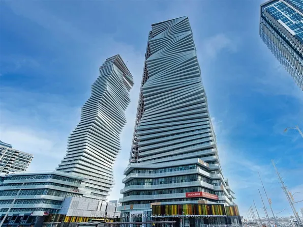 3900 Confederation Pkwy #1203, Mississauga, ON L5B 0M3