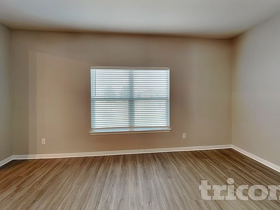 2nd image of 10918 Chatham Ct
