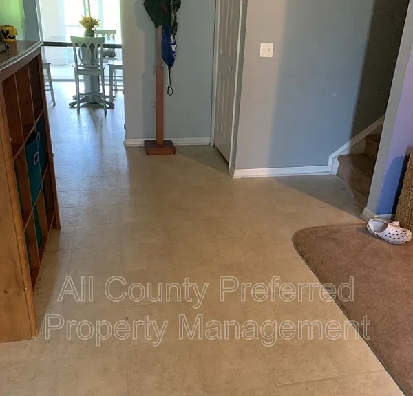 1149 Macon Dr — Photo 8