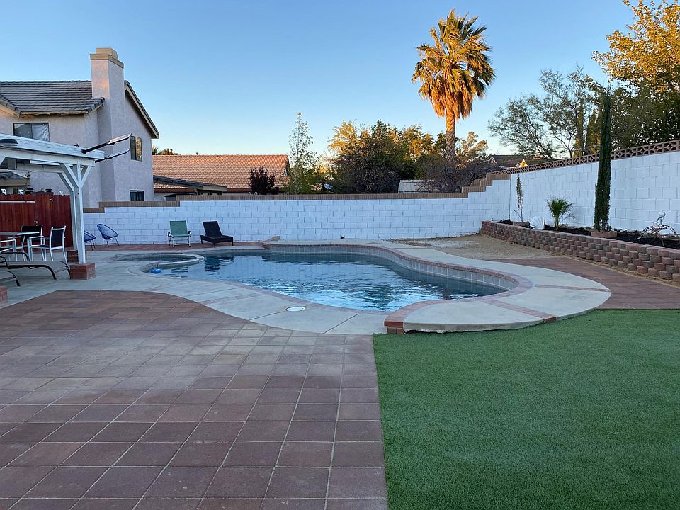 1st image of 42930 Pearlwood Dr