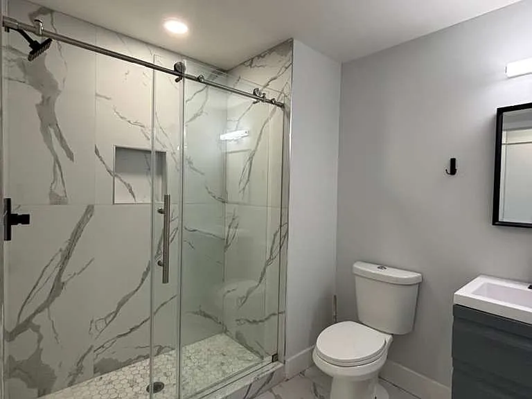2439 N Marshall St #3 — Photo 10