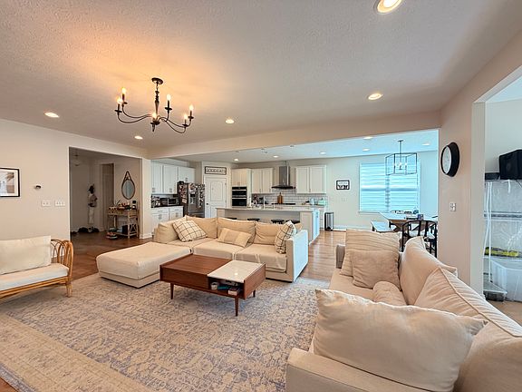 5th image of 6737 Oliver Way
