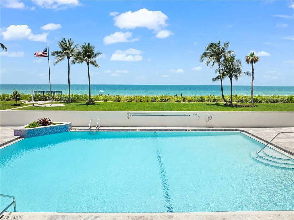 2 bed, 2.0 bath, 1960 sqft, $17,000 — Photo 3