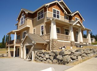 16642 NE 120th Way, Redmond, WA 98052
