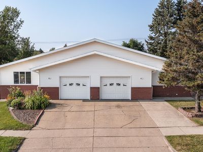 617/619 E Interstate Ave, Bismarck, ND, 58503