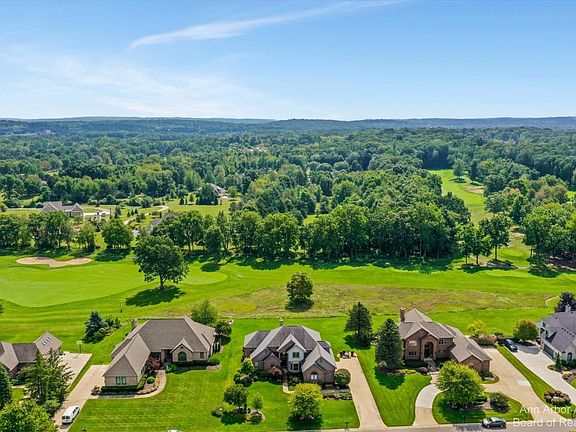 5th image of 1185 Gleneagles