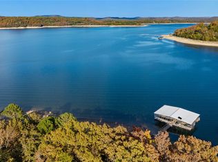 8477 Hopper Rd, Rogers, AR 72756