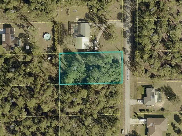 1511 Thompson Ave, Lehigh Acres, FL 33972