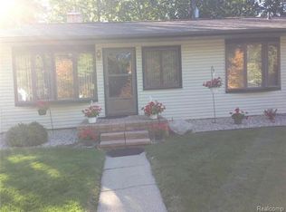 1065 Westaire Way, Ann Arbor, MI