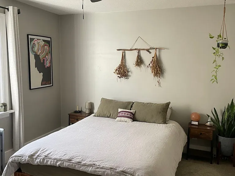 2555 Winnipeg St — Photo 7