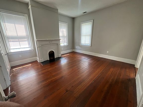 4th image of 246 Telfair St #B-c